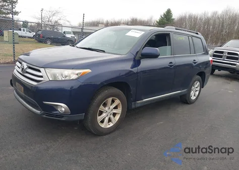 2012 Toyota Highlander Se V6 z USA, uszkodzony, nr VIN 5TDBK3EH6CS130983